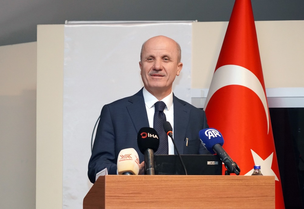 Yükseköğretim Kurulu Başkanı Özvar: "Dijitalleşme ve Yapay Zekâ Programlarında Oluşabilecek Akademisyen İhtiyacını Karşılayacak Projeler Üzerinde Çalışıyoruz”