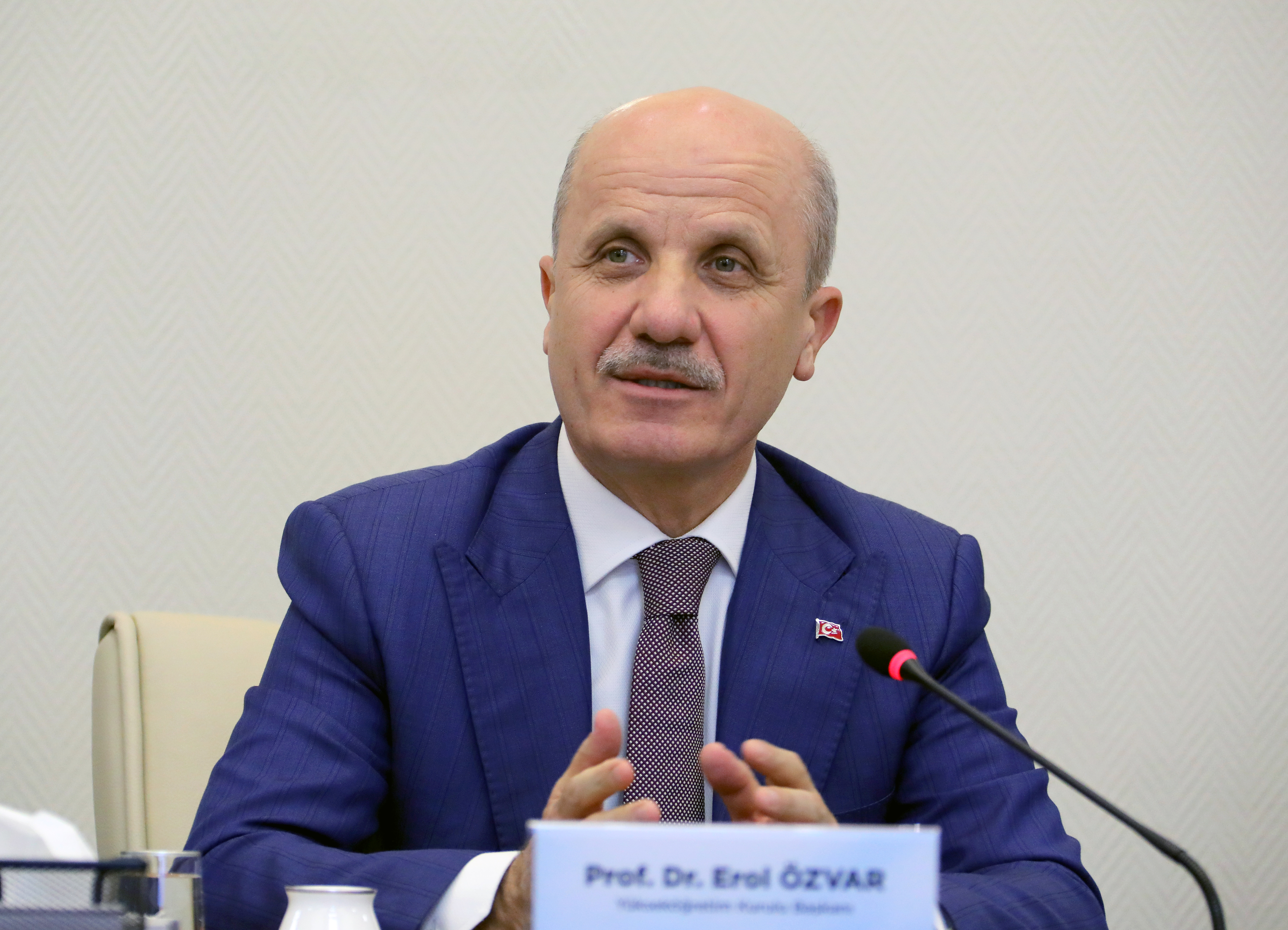 CoHE President Özvar Calls for Peace