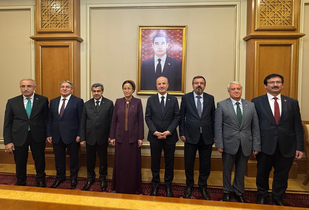 CoHE President Özvar Visits Turkmenistan