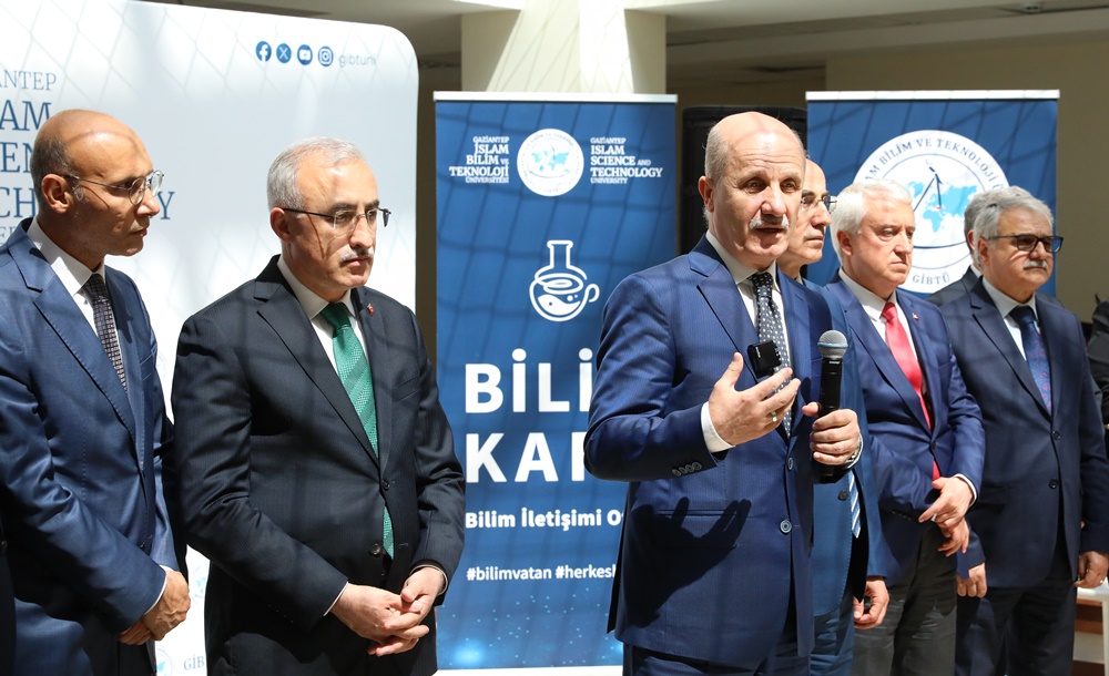 CoHE President Özvar Kicks Off Science Café Meetings in Gaziantep