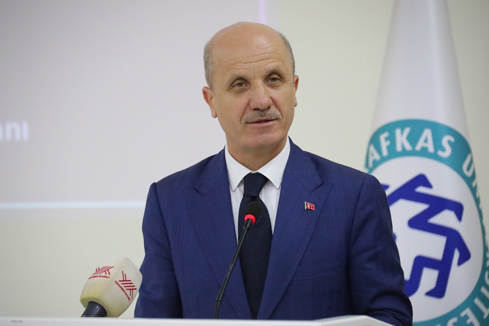 CoHE President Özvar Attends Workshop on Fertility Problems in Cows and Prevention of Calf Mortality