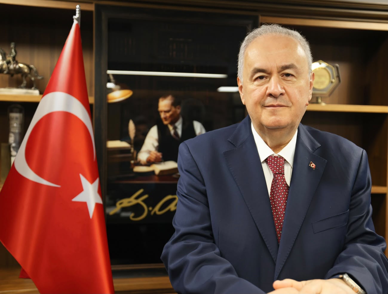 MUSTAFA VERŞAN KÖK